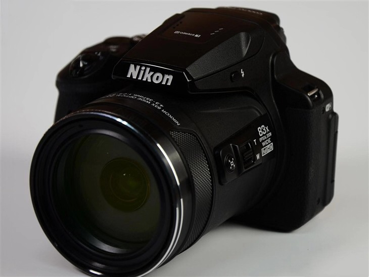 Sell nikon P900s