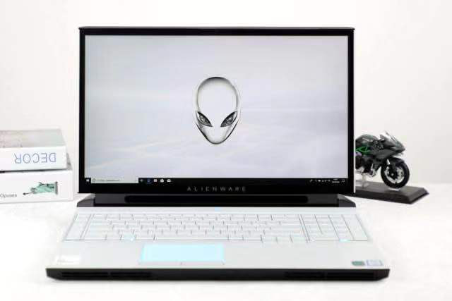 sell Alienware Area-51m