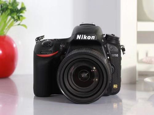 sell Nikon D750