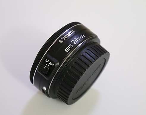 Picture41 sell Canon EF-S 24mm f/2.8 STM