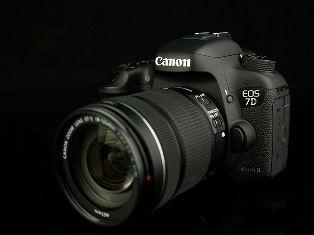 sell Canon EOS 7D Mark II